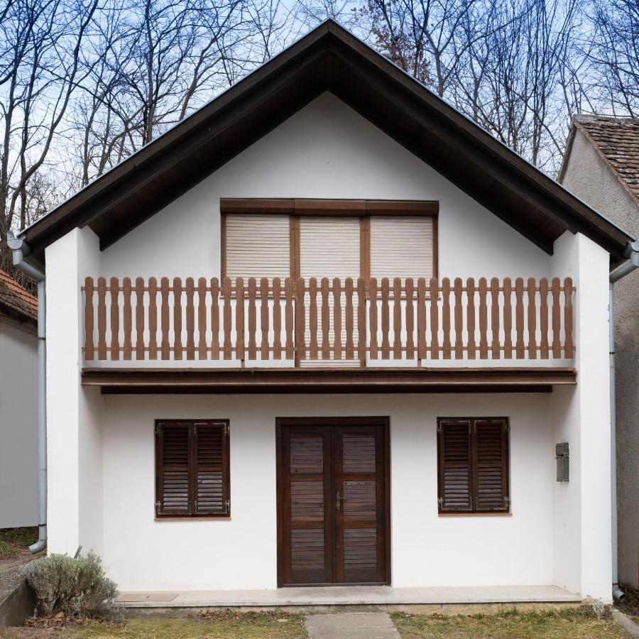 Menta Porta Zengovarkony Exterior foto